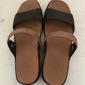 Crocs Cleo Slide Sandals Womens Size 10 Brown Slip On Lightweight Casual Strappy